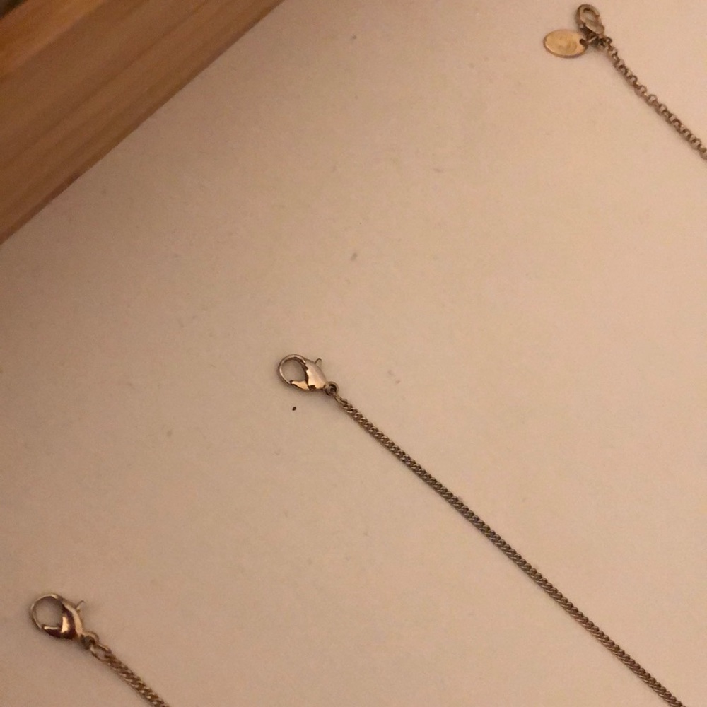 Necklaces - Picture 4 of 7